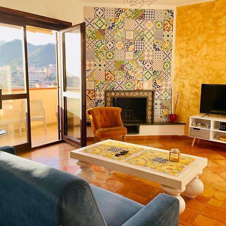 Donna Filomena Casa Vacanza Park Bougainville サレルノ エクステリア 写真