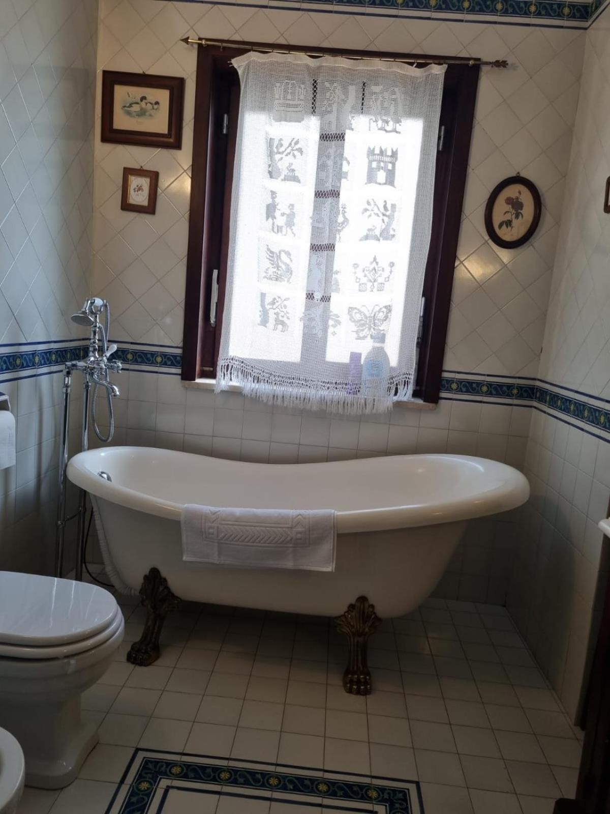Donna Filomena Casa Vacanza Park Bougainville サレルノ エクステリア 写真